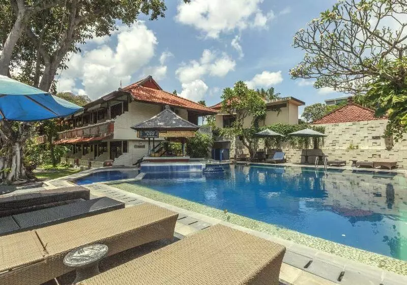 Fotos del hotel The Taman Ayu:  2