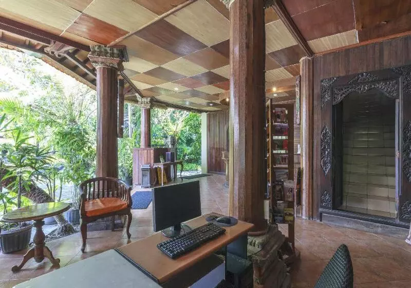 Fotos del hotel The Taman Ayu:  3