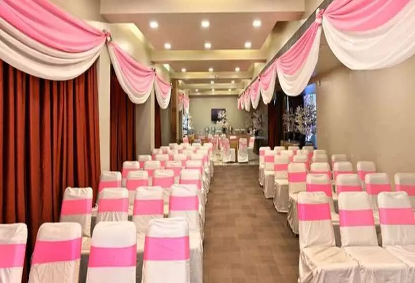 Fotos del hotel Treebo Trend Legend Ii Santa Cruz:  3