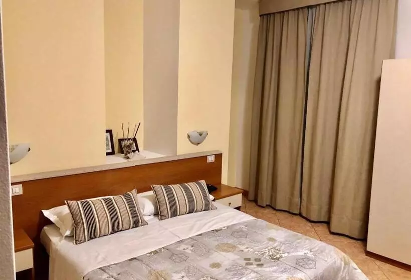 Fotos del hotel Ares Milano:  8