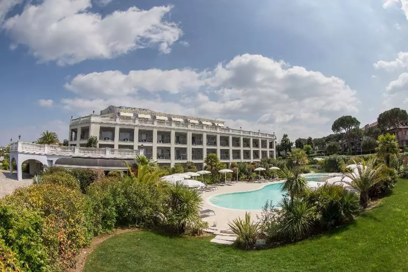 Fotos del hotel Palace:  25