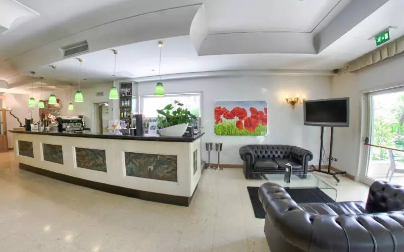 Fotos del hotel Palace:  4