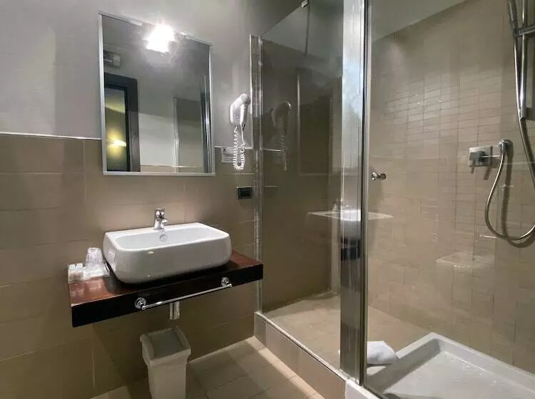 Fotos del hotel Ih S Firenze Select Executive:  16