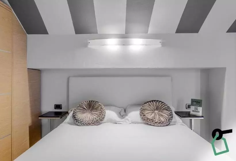 Fotos del hotel Ih S Firenze Select Executive:  9