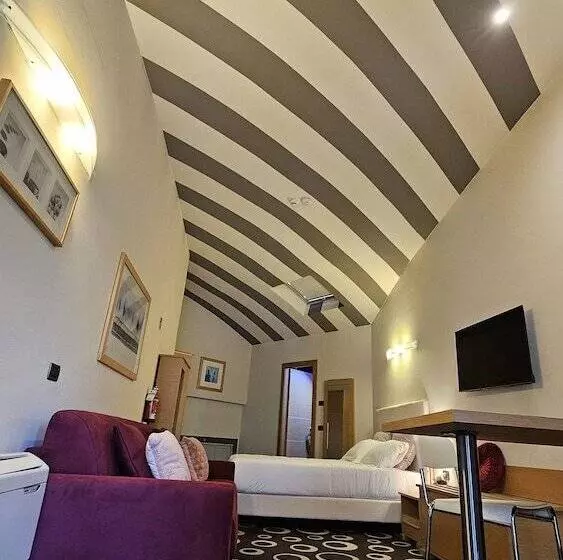 Fotos del hotel Ih S Firenze Select Executive:  17