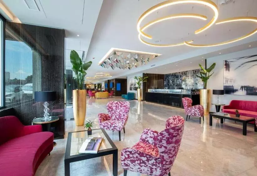 Fotos del hotel St. Martin:  11