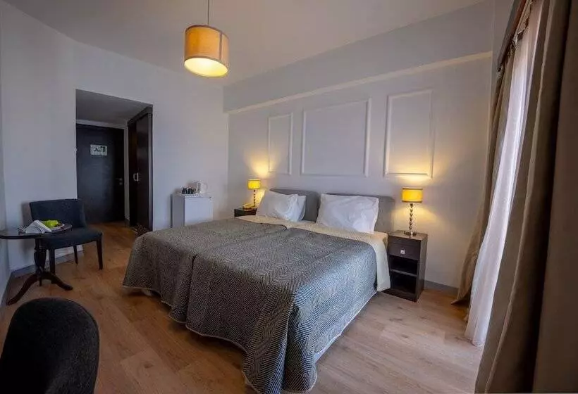 Fotos del hotel British  Girne:  13