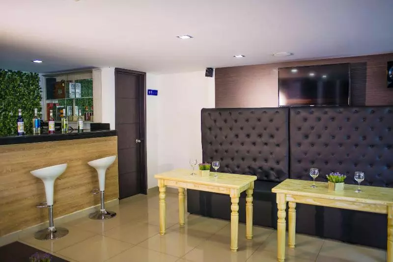 Fotos del hotel Azor Cali Versalles:  43