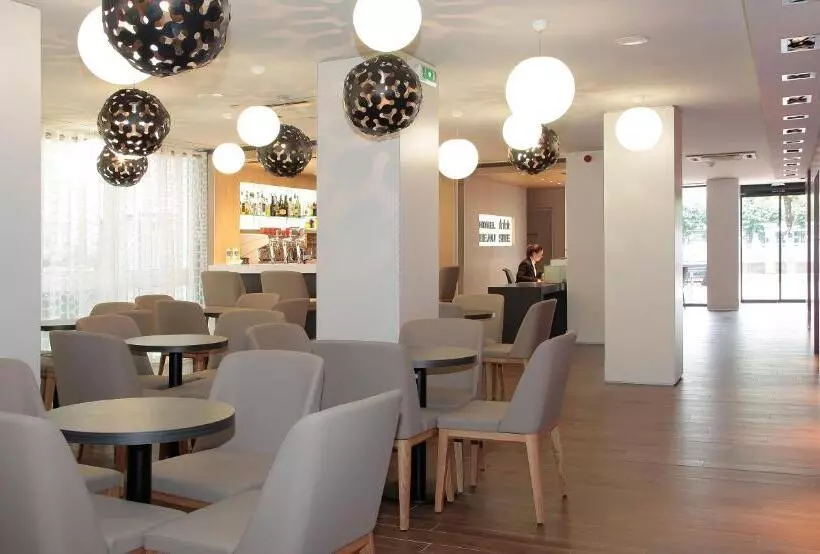 Fotos del hotel Hôtel Beau Site:  22