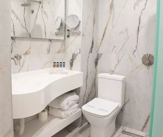 Fotos del hotel Kinissi Palace:  5