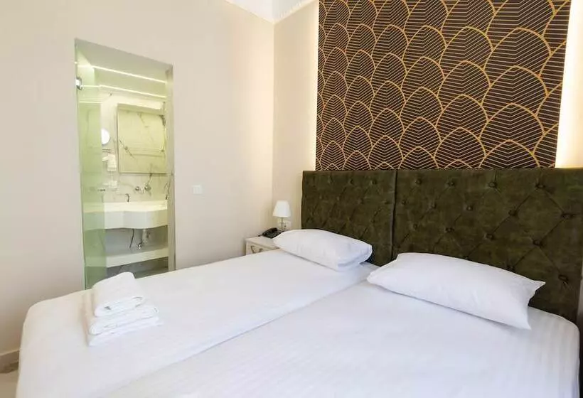 Fotos del hotel Kinissi Palace:  24