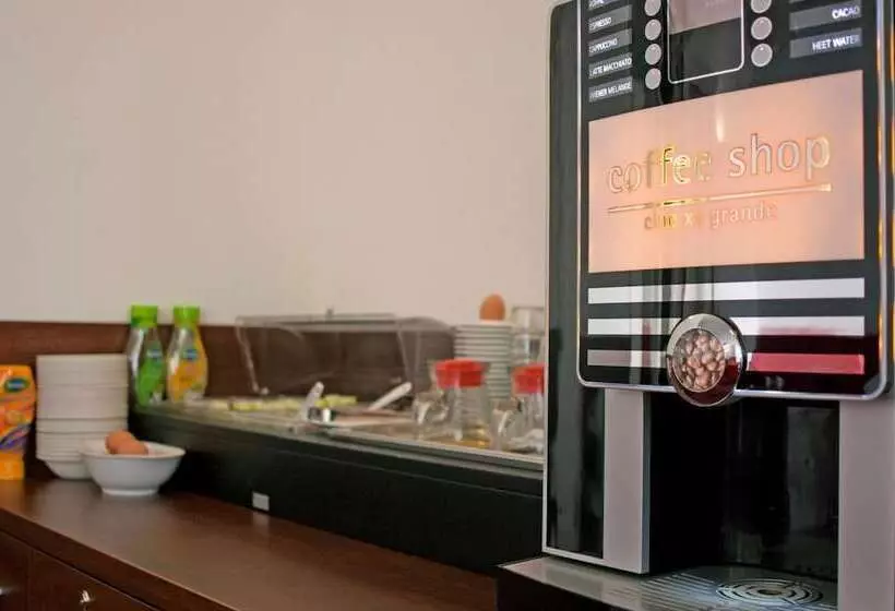 Fotos del hotel Allure:  4