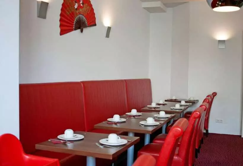 Fotos del hotel Allure:  10