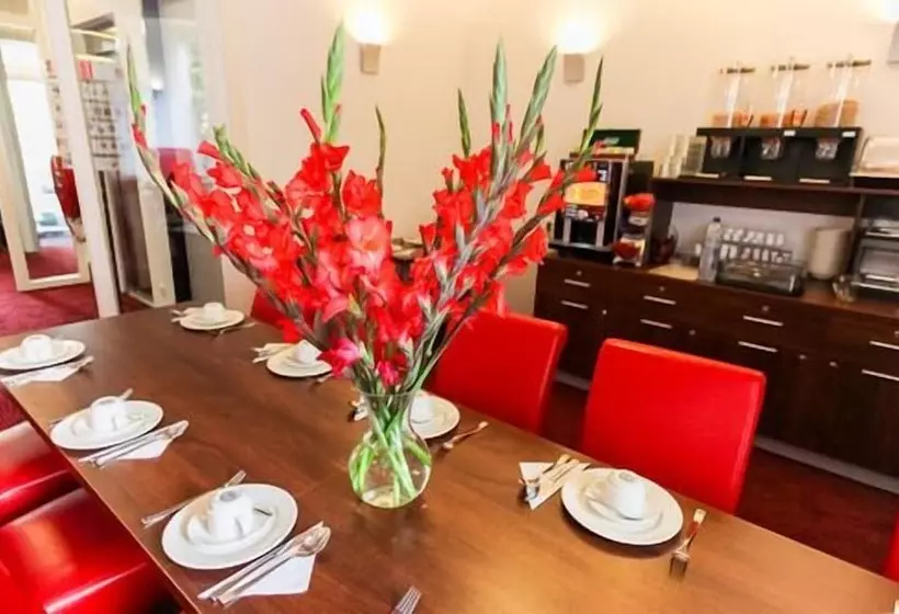 Fotos del hotel Allure:  8