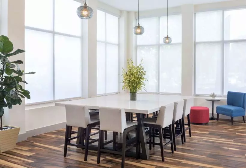 Fotos del hotel Hilton Garden Inn Miami Airport West:  18