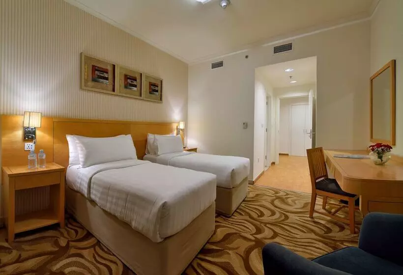 Fotos del hotel Oaks Liwa Heights  Suites:  3