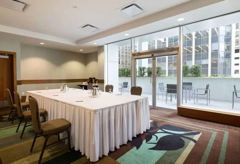 Fotos del hotel Coast Coal Harbour Vancouver Hotel By Apa:  6