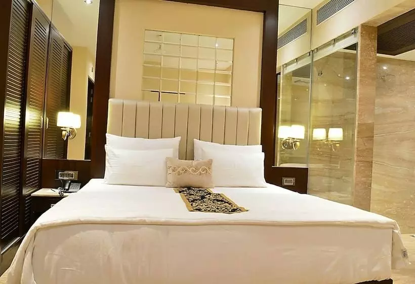 Fotos del hotel Emperor Palms At Karol Bagh:  21