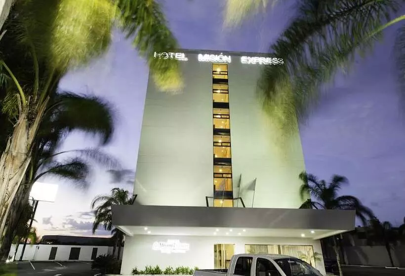 Fotos del hotel Mision Express Merida Altabrisa:  13