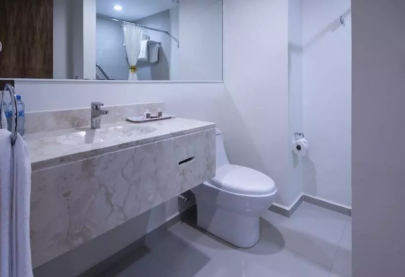 Fotos del hotel Mision Express Merida Altabrisa:  17