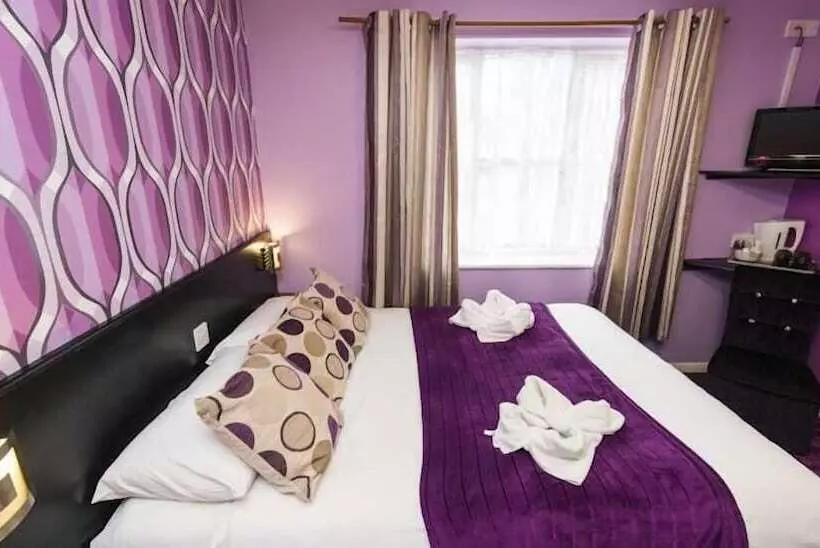 Scarborough Travel And Holiday Lodge