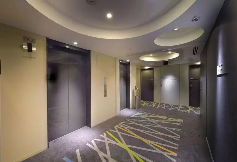 Fotos del hotel Sotetsu Fresa Inn Shinbashikarasumoriguchi:  2