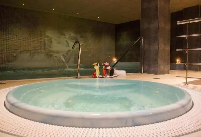 Fotos del hotel Az Hotel Le Zephyr Mostaganem:  7