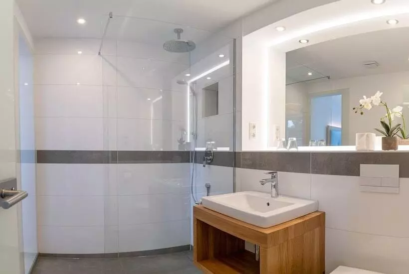 Fotos del hotel Zum Kuhhirten:  24