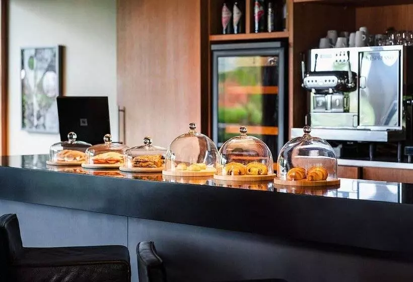 Fotos del hotel Alma Pamplona:  4