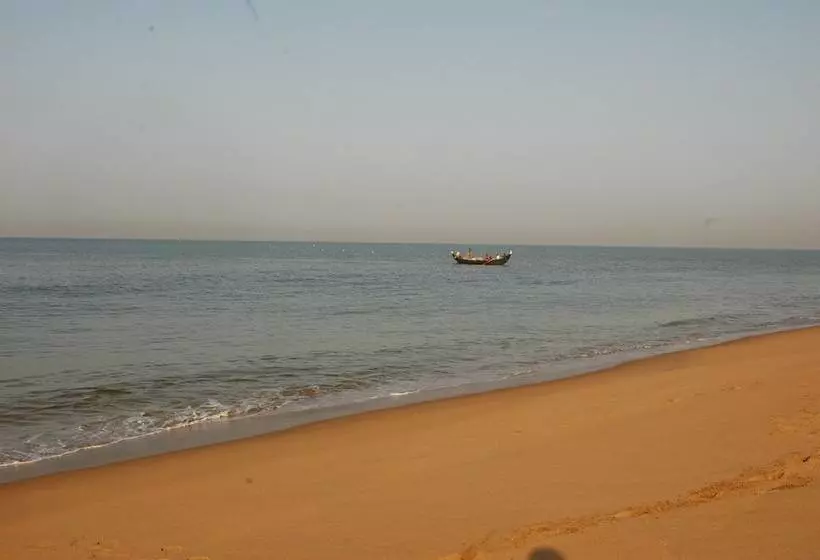 Fotos del hotel Beach And Lake Ayurvedic Resort:  5