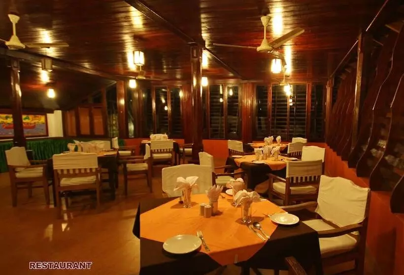 Fotos del hotel Beach And Lake Ayurvedic Resort:  12