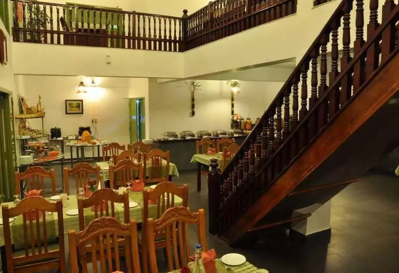 Mountain Club  Munnar