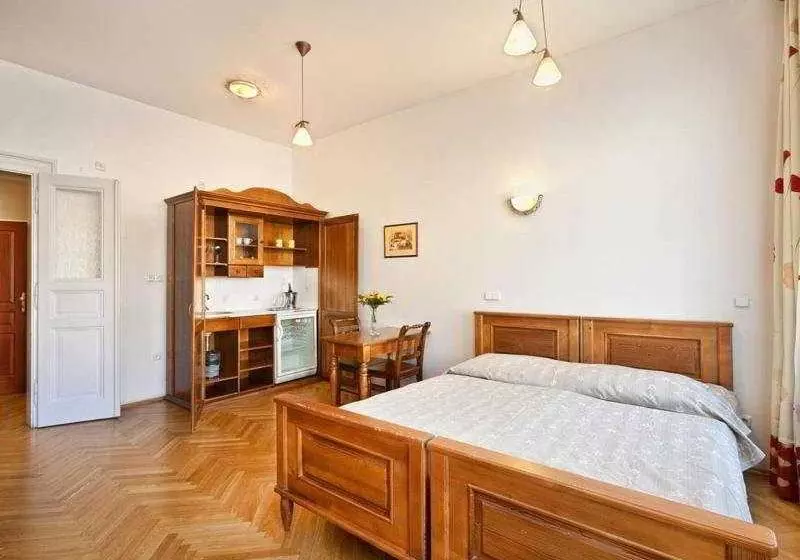 Fotos del hotel Lesser Town:  4