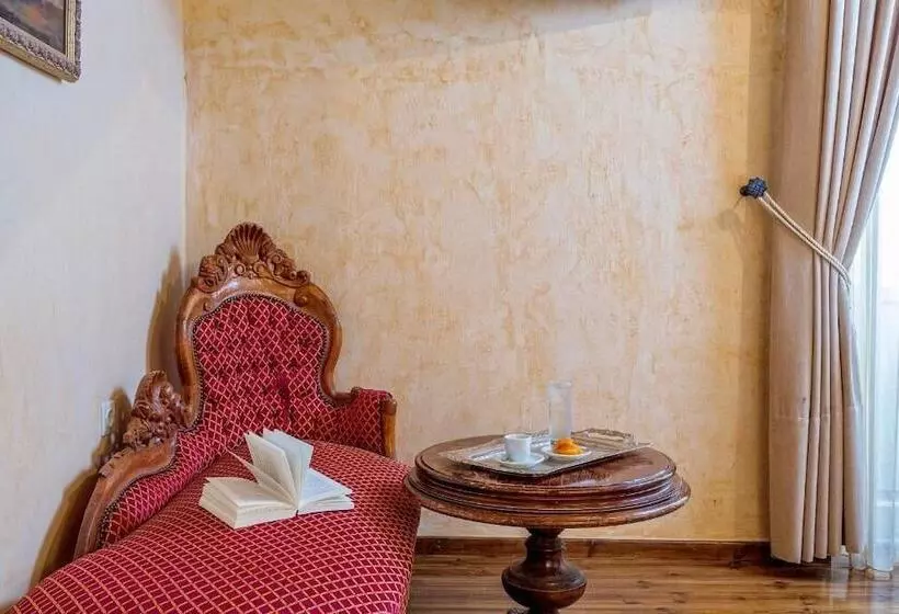 Fotos del hotel Nafsimedon Hotel:  16