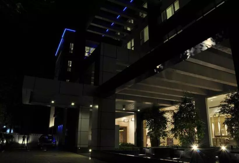 Fotos del hotel Adarsh Hamilton:  14