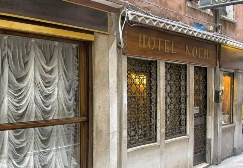 Hotel Noemi