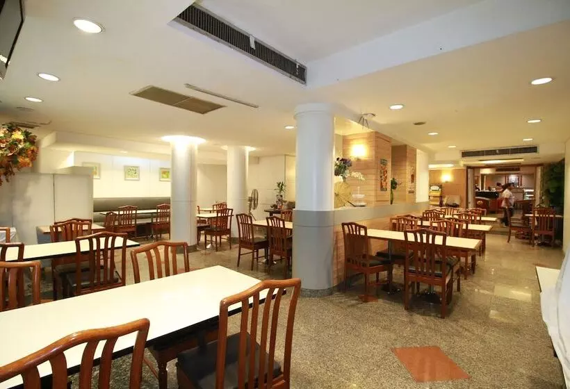 Fotos del hotel Ten Stars Inn:  22