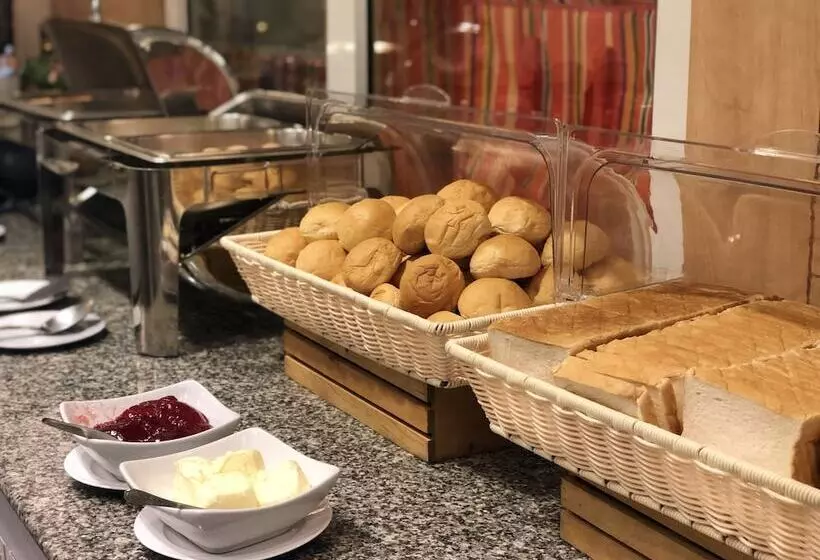 Fotos del hotel Ten Stars Inn:  23