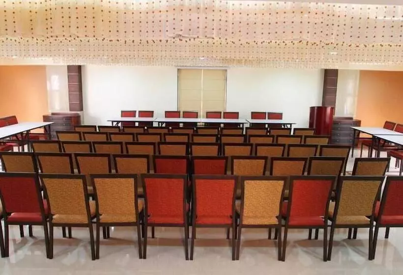 Fotos del hotel Collection O 30016 Citiotel Shivajinagar:  5