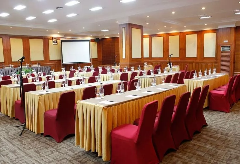 Fotos del hotel Singgasana Hotel Makassar:  8