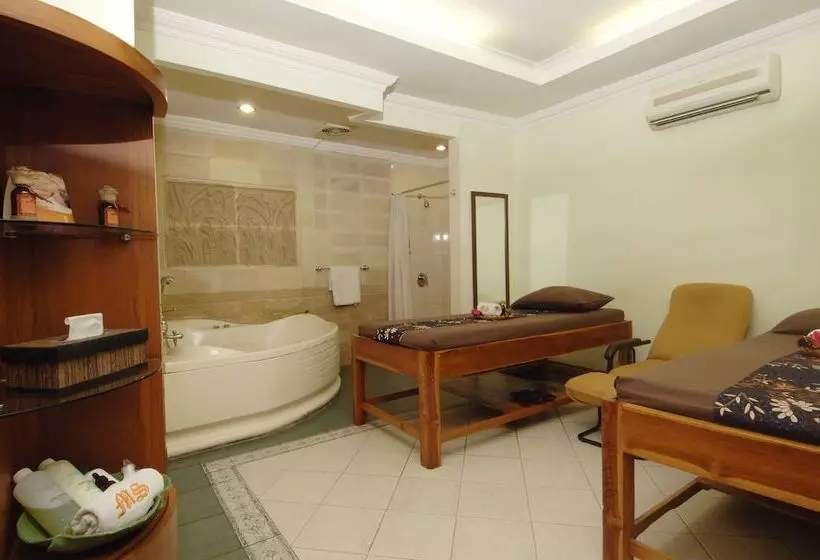 Fotos del hotel Singgasana Hotel Makassar:  12