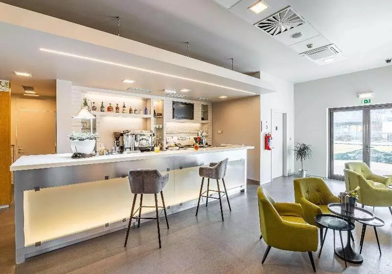 Fotos del hotel Ibis  Plzeň:  9