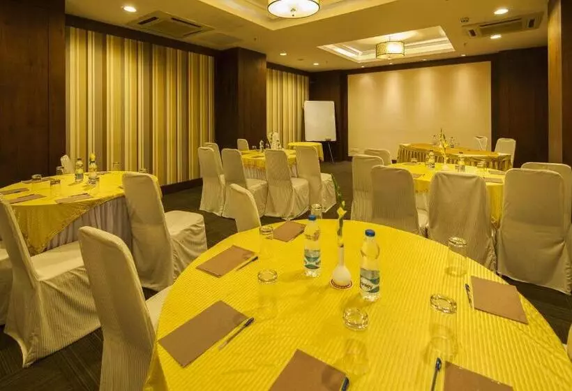 Fotos del hotel Vesta International:  13