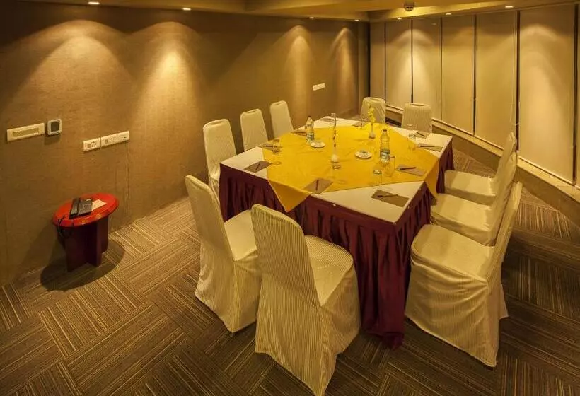 Fotos del hotel Vesta International:  8