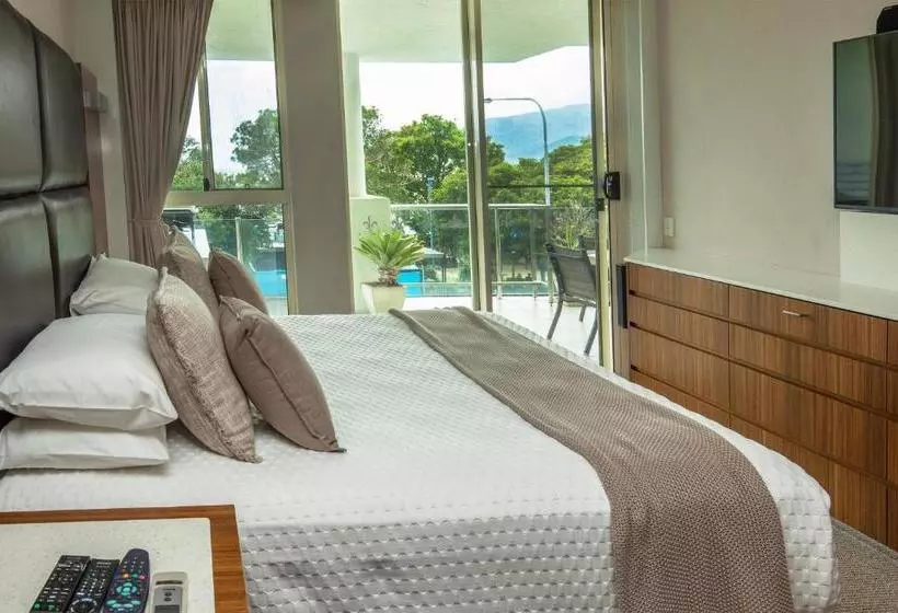 Fotos del hotel Waters Edge Apartment Cairns:  13
