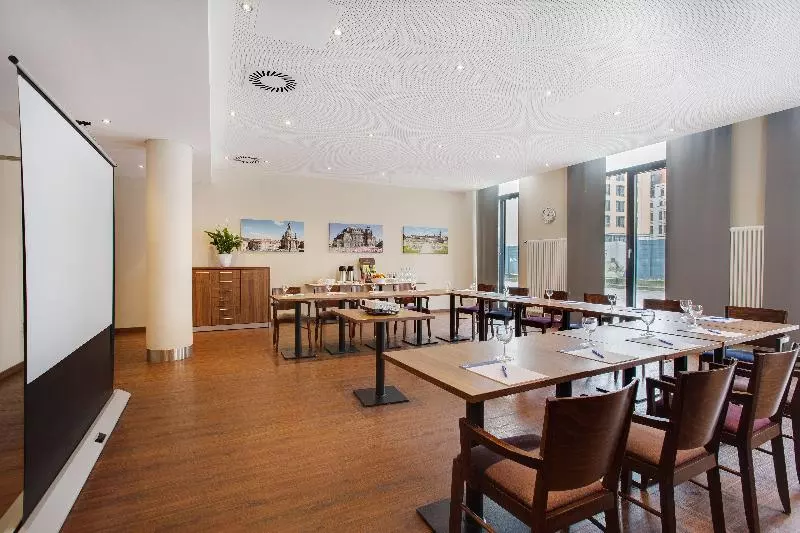 Fotos del hotel Premier Inn Dresden City (Zentrum):  19