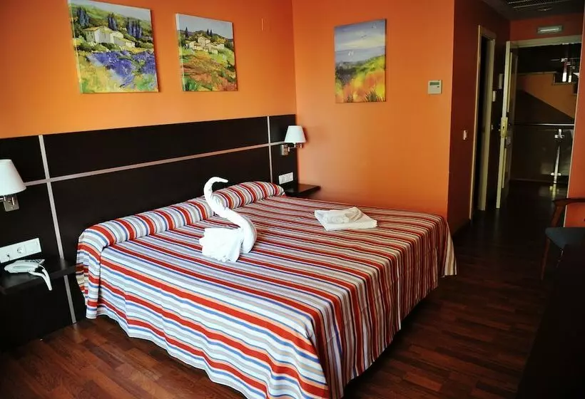 Fotos del hotel Monterrey Costa:  5