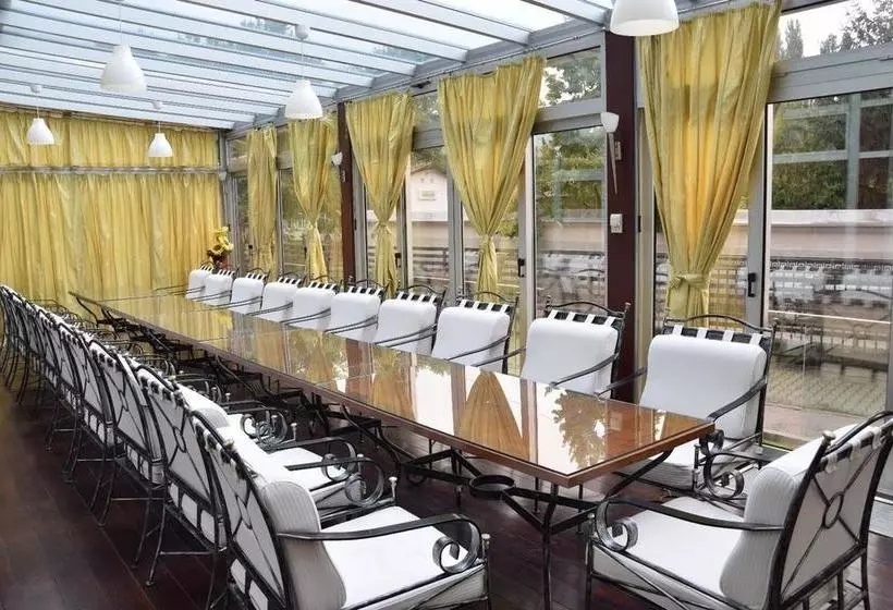 Fotos del hotel Atina:  17