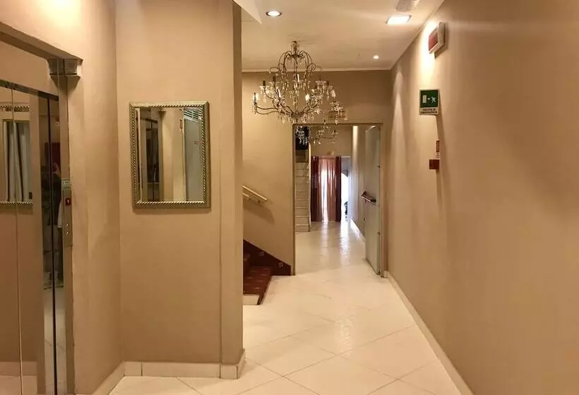 Fotos del hotel In:  9