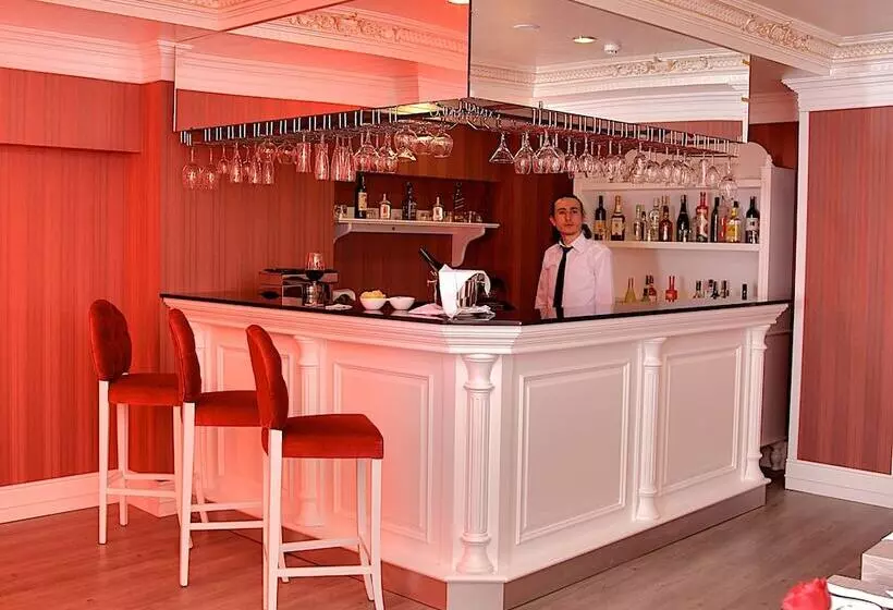 Fotos del hotel Perula:  5